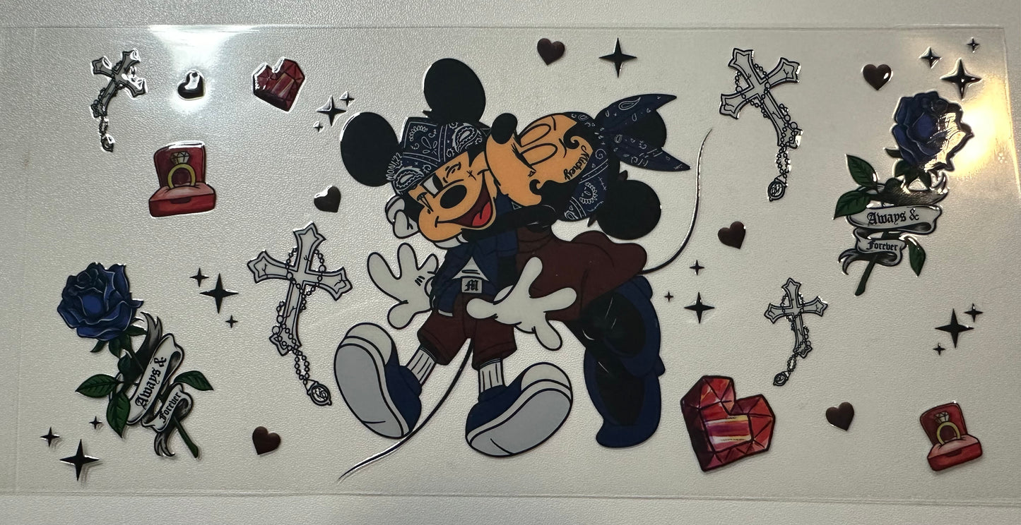 Mickie & Minnie Love Decal